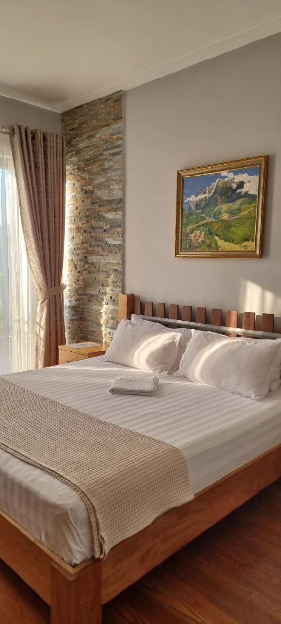 Nurellari Winery Cellar And Guest House Μπεράτ Εξωτερικό φωτογραφία