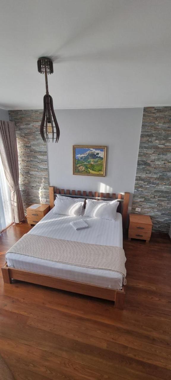 Nurellari Winery Cellar And Guest House Μπεράτ Εξωτερικό φωτογραφία